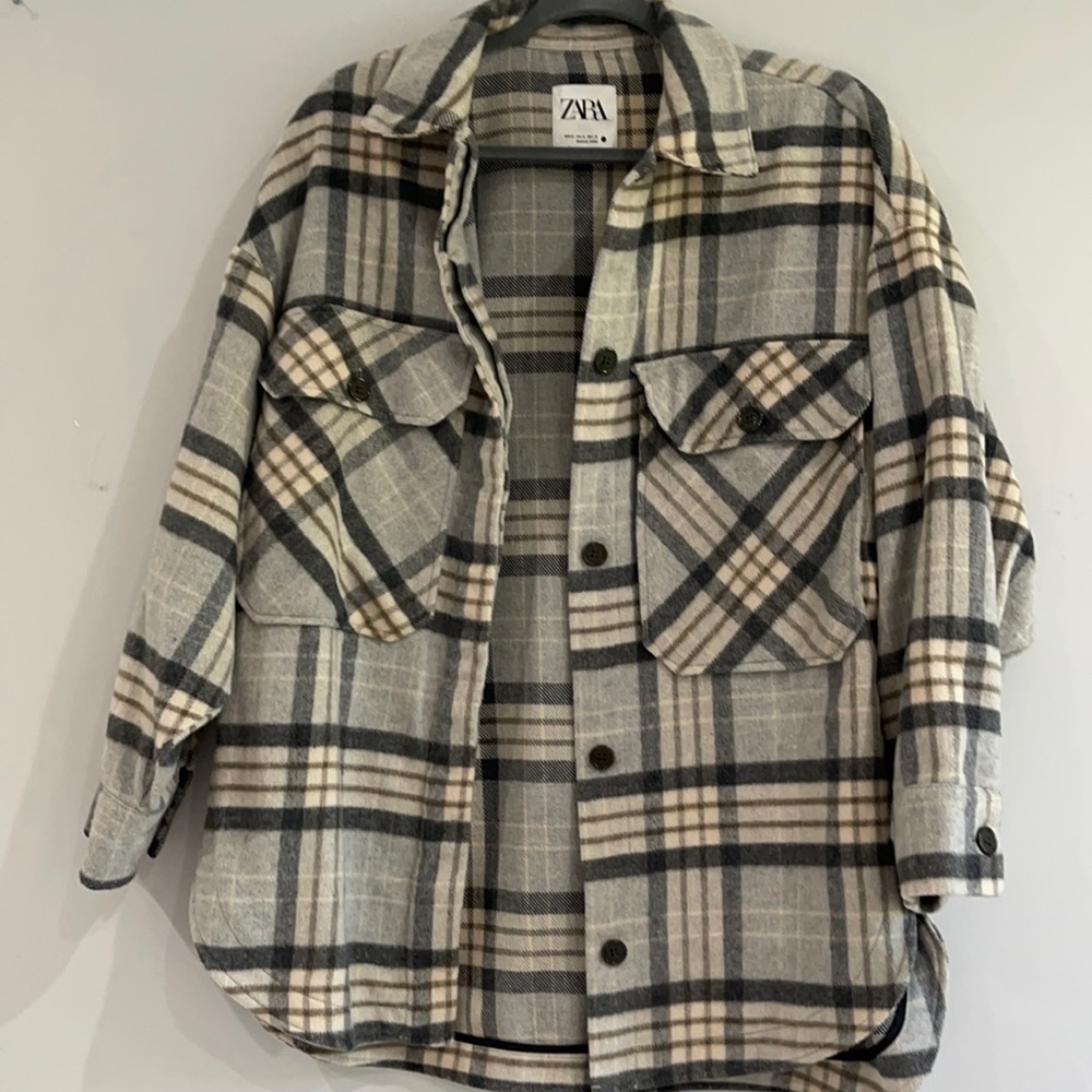 In perfect condition Zara shacket